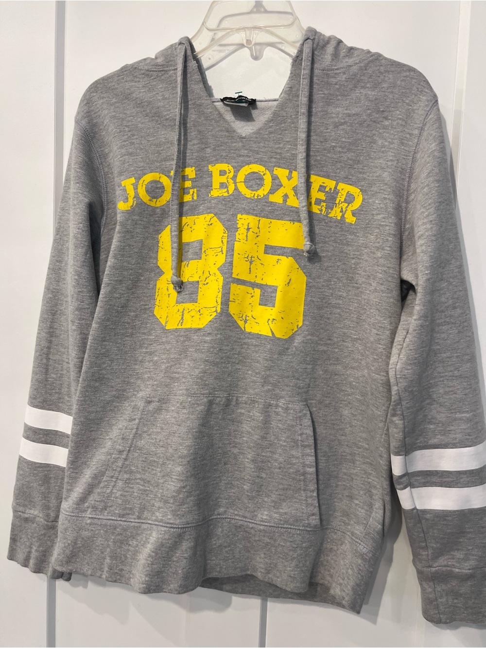 Joe Boxer Gray Pullover Hoodie with Yellow '85' Graphic. Y2K varsity hoodie.